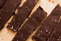 Irresistible Gluten-Free Caramel Shortbread Bars