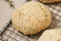 AIP Garlic & Herb Dinner Rolls