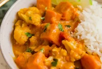 Clean Eating Sweet Potato Cauliflower Curry