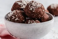 Paleo AIP Chocolate Collagen Energy Bites