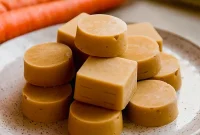 DIY Concentrated Chicken Broth Cubes