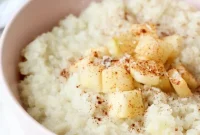 Grain-Free Cauliflower Breakfast Porridge (Paleo, AIP)