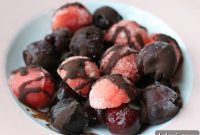 Chilled Cacao Fruit Medley (AIP & Paleo)