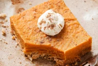 Creamy AIP Pumpkin Pie Bars
