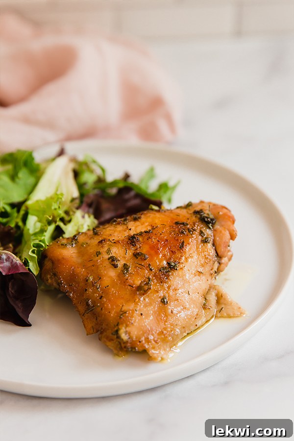 Chicken thighs with side salad 
