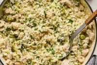 Creamy Cheddar Chicken and Broccoli Rice Skillet