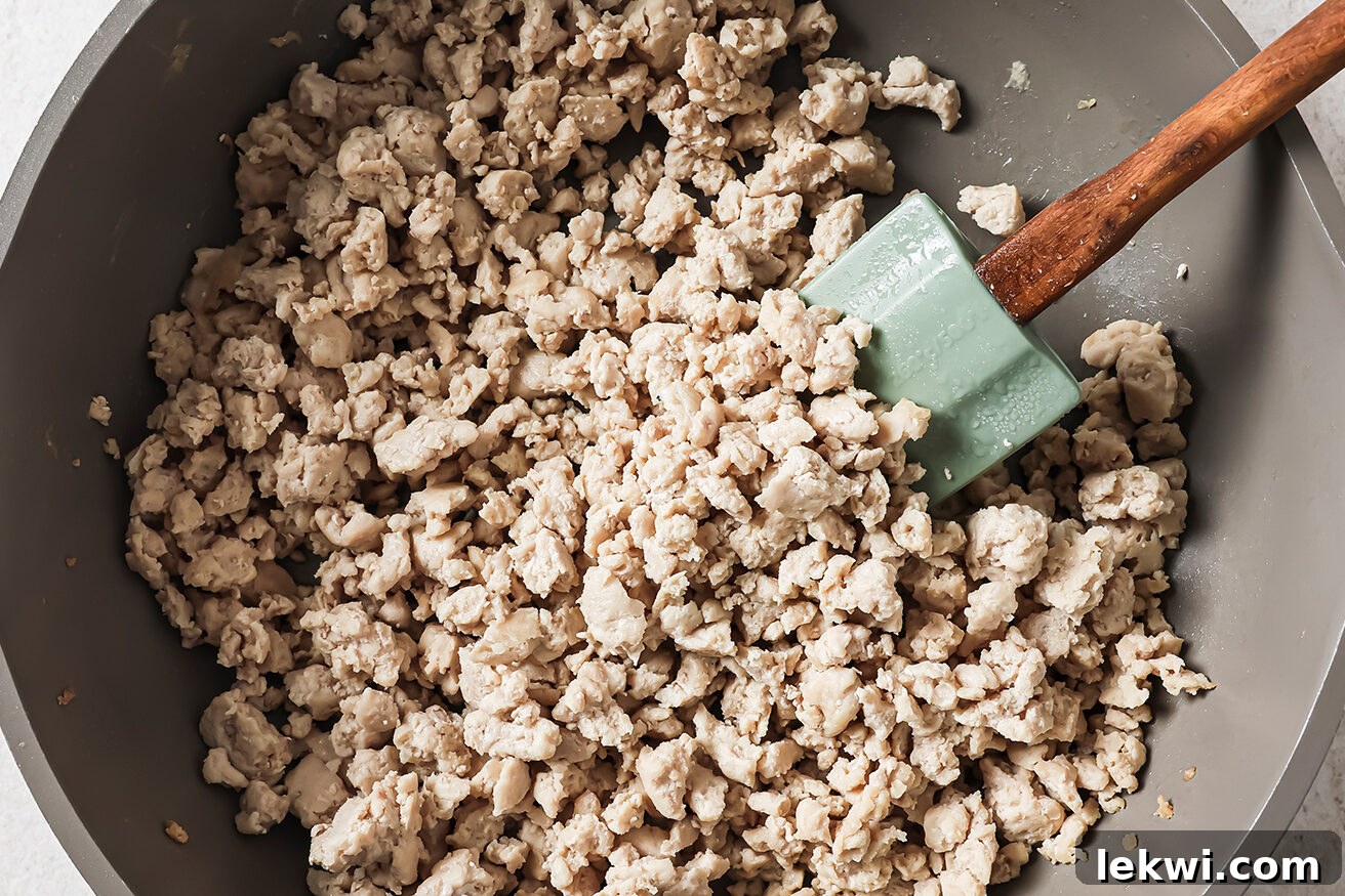 The ground chicken after cooking.